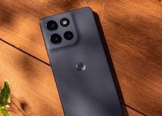 Moto G86 Power: смартфон с аккумулятором 6720 мА·ч, AMOLED-дисплеем 1.5K и IP69-защитой