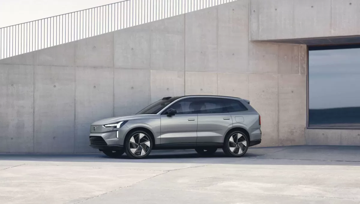 Volvo начинает производство полностью электрического внедорожника EX90 в Южной Каролине
